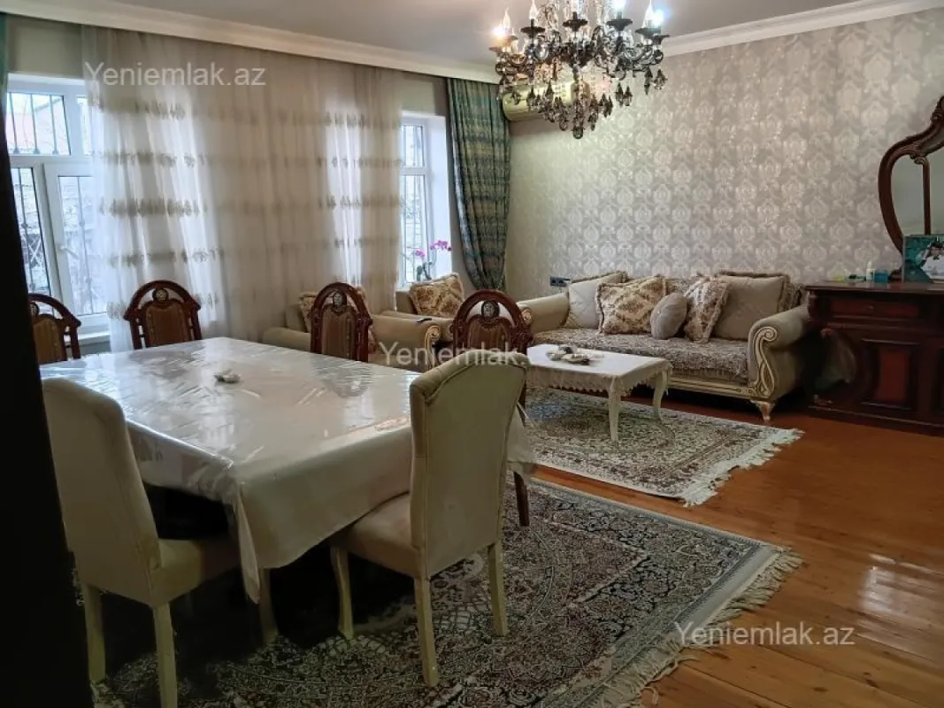 Satılır 5 otaqlı həyət evi 150 m²