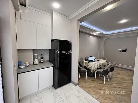 Satılır 2 otaqlı yeni tikili 64 m²