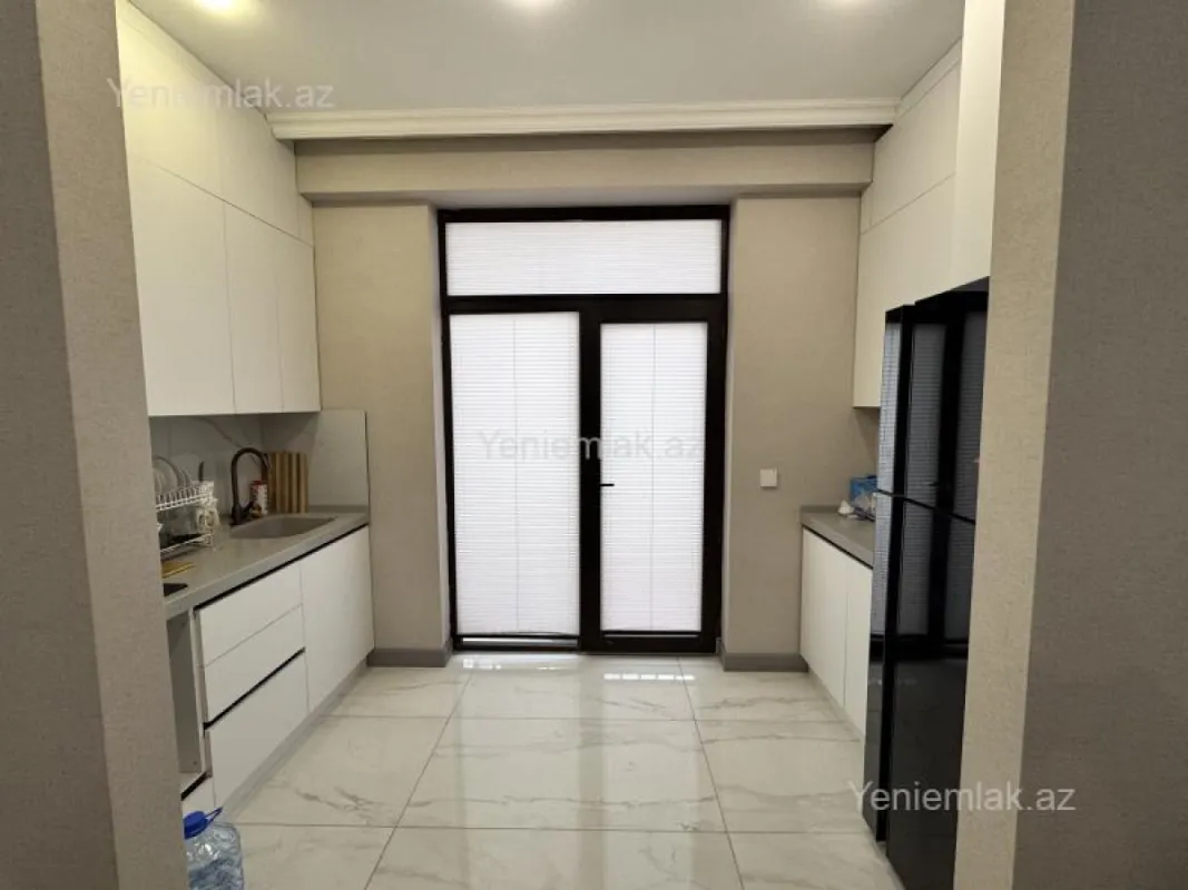Satılır 2 otaqlı yeni tikili 64 m²