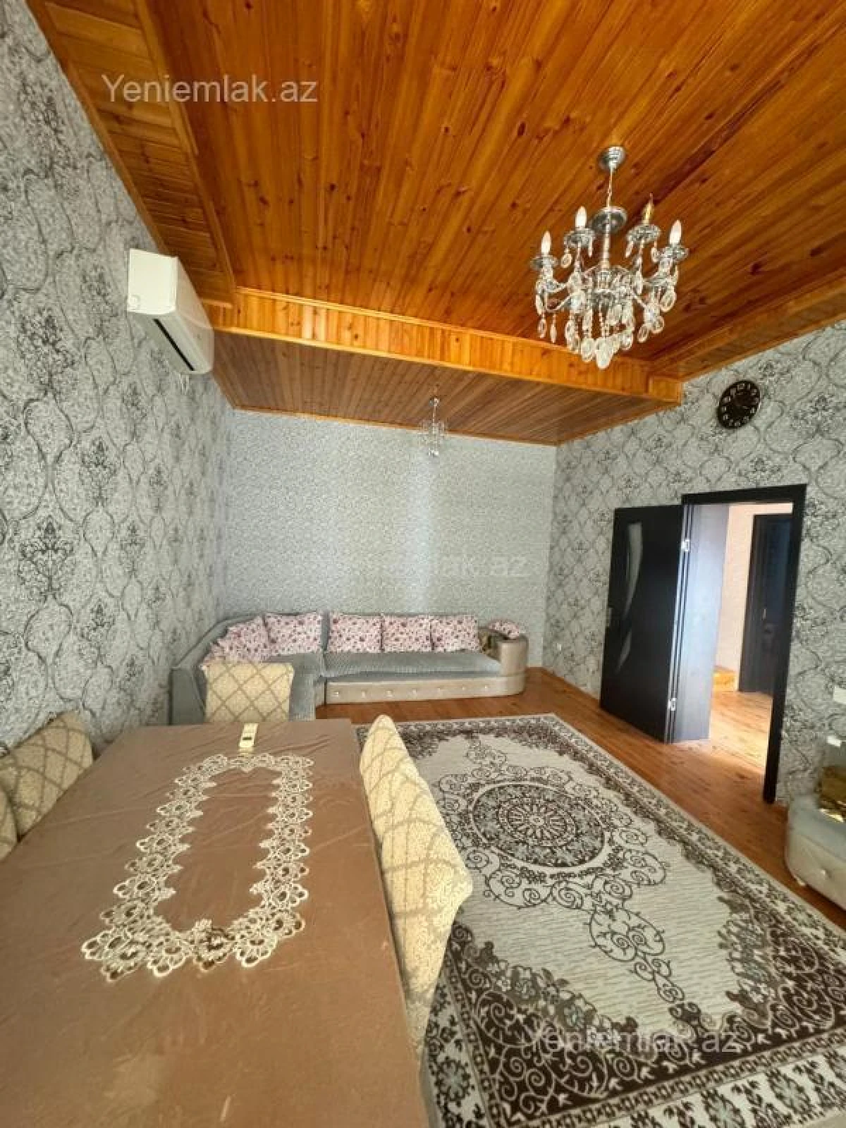 Satılır 6 otaqlı həyət evi 180 m²