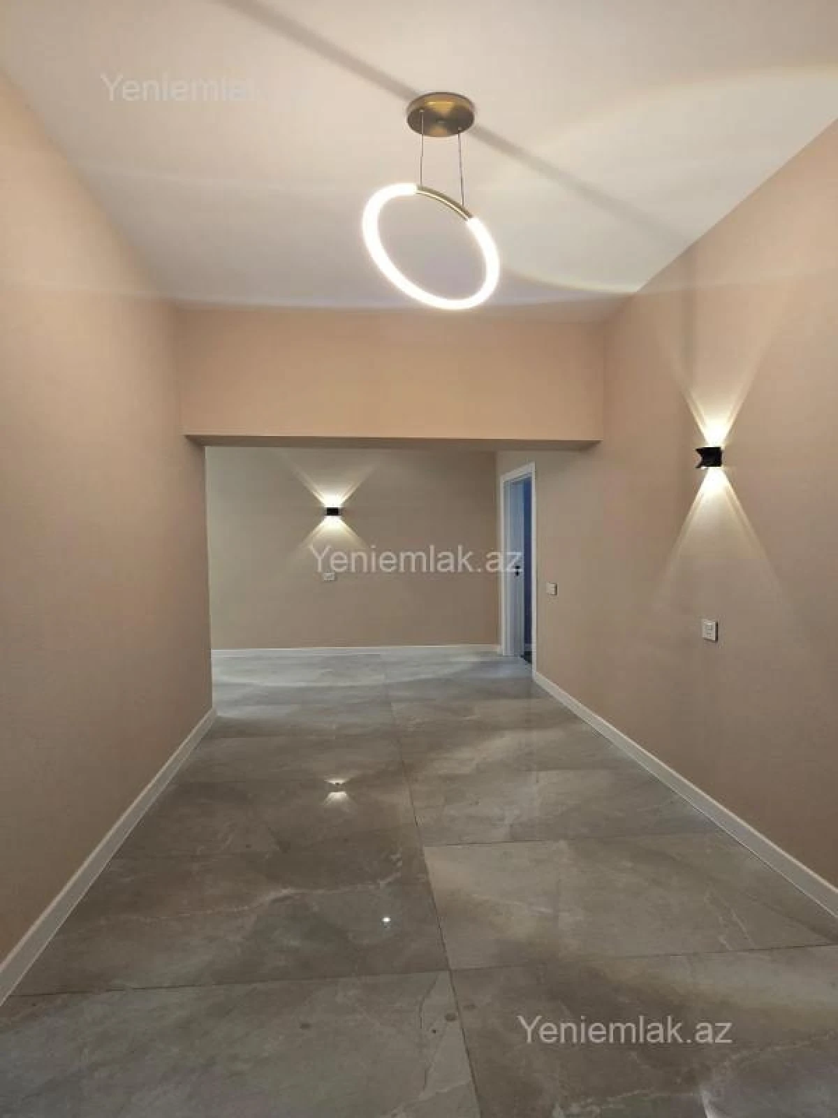 Satılır 3 otaqlı yeni tikili 130 m²