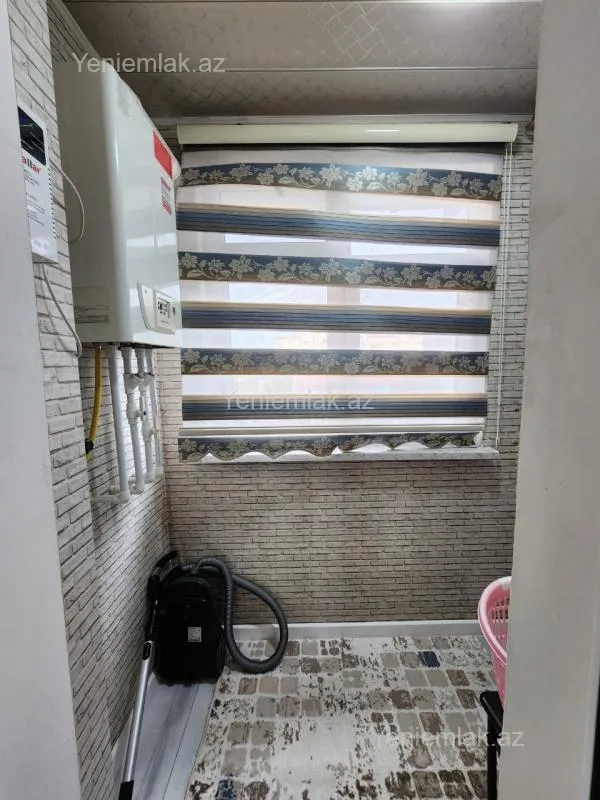 Satılır 4 otaqlı köhnə tikili 86 m²