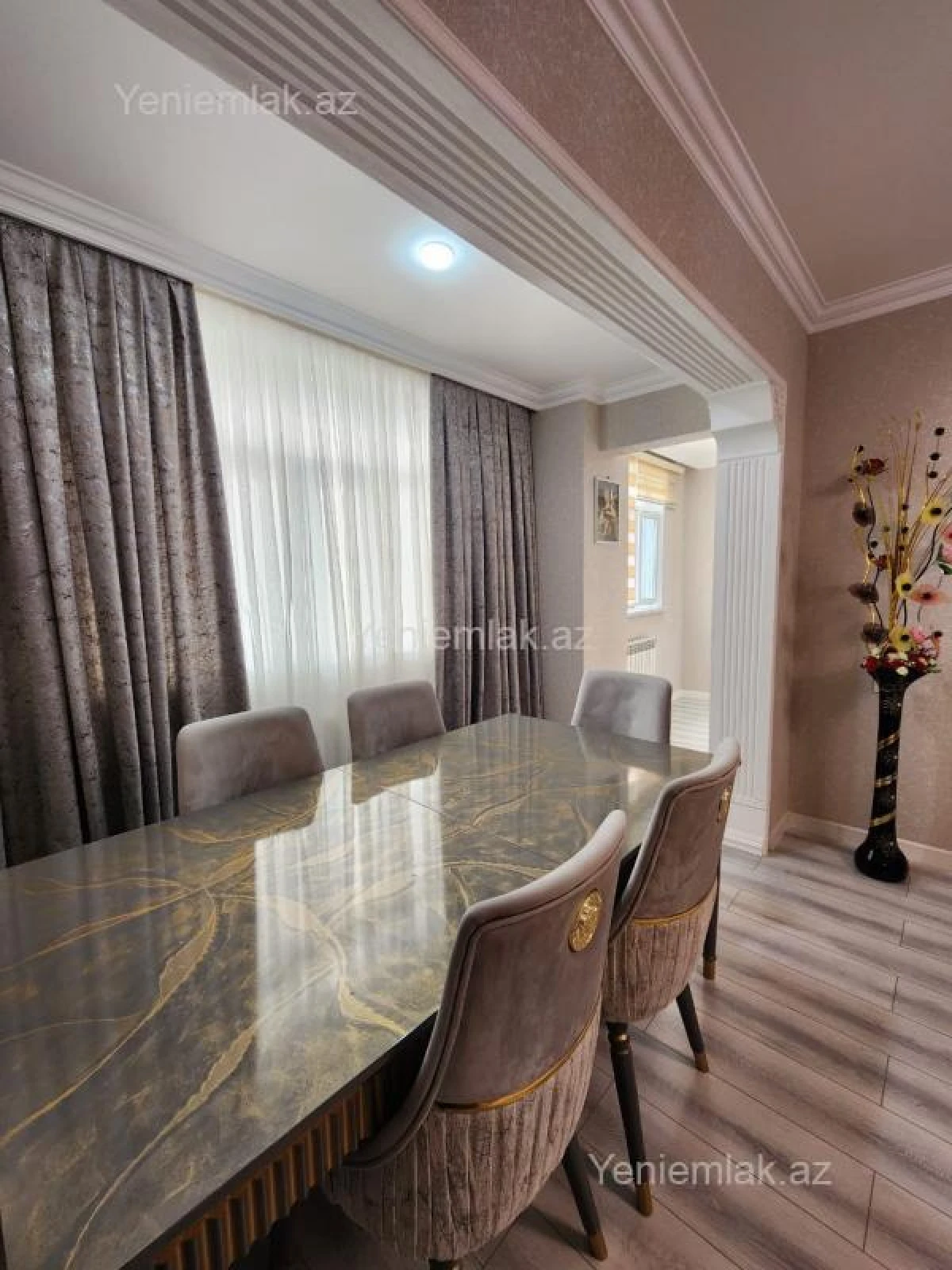 Satılır 4 otaqlı köhnə tikili 86 m²