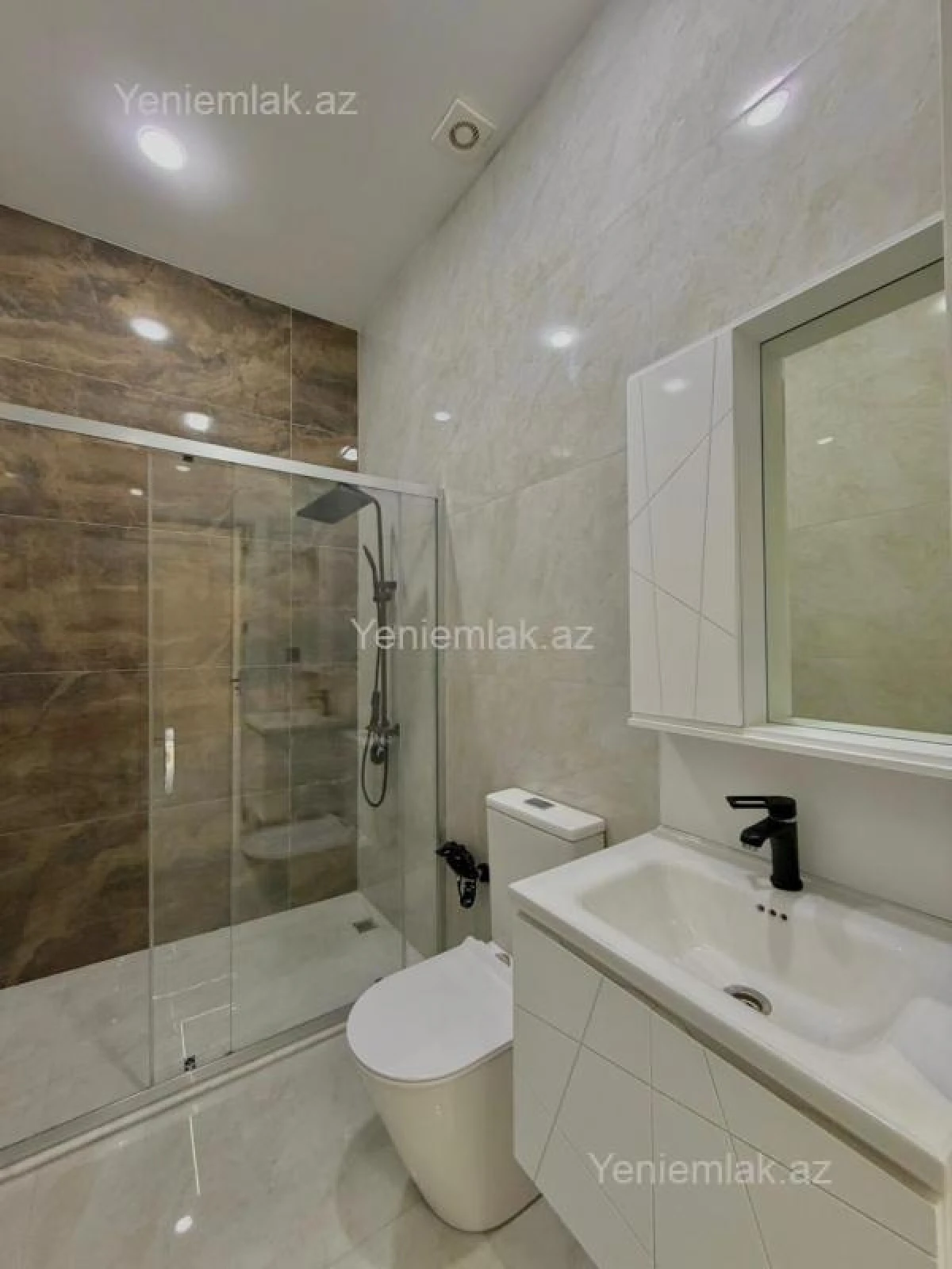 Satılır 4 otaqlı həyət evi 170 m²