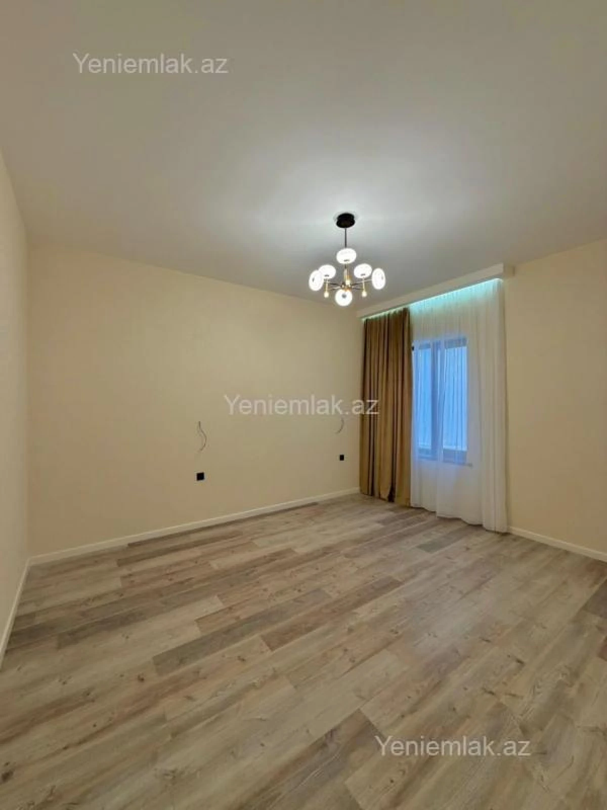Satılır 4 otaqlı həyət evi 170 m²