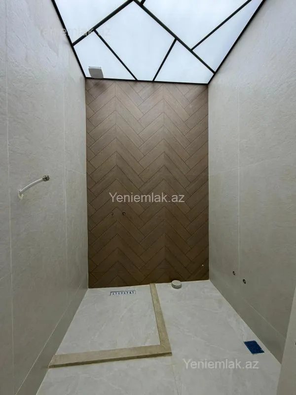 Satılır 2 otaqlı yeni tikili 57 m²