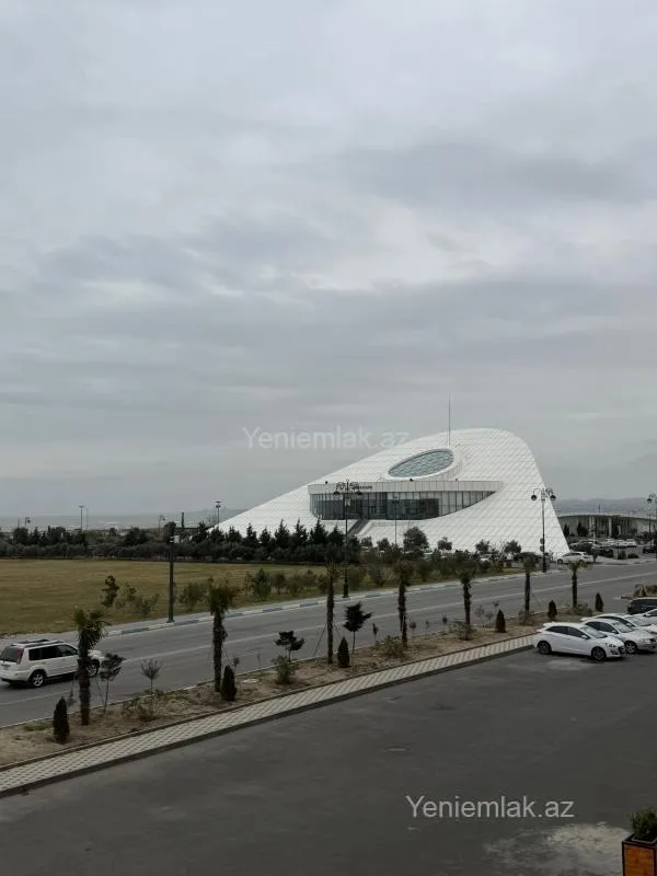 Satılır 2 otaqlı yeni tikili 57 m²