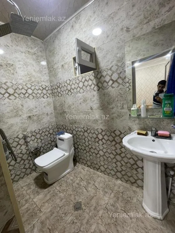 Satılır 4 otaqlı həyət evi 170 m²
