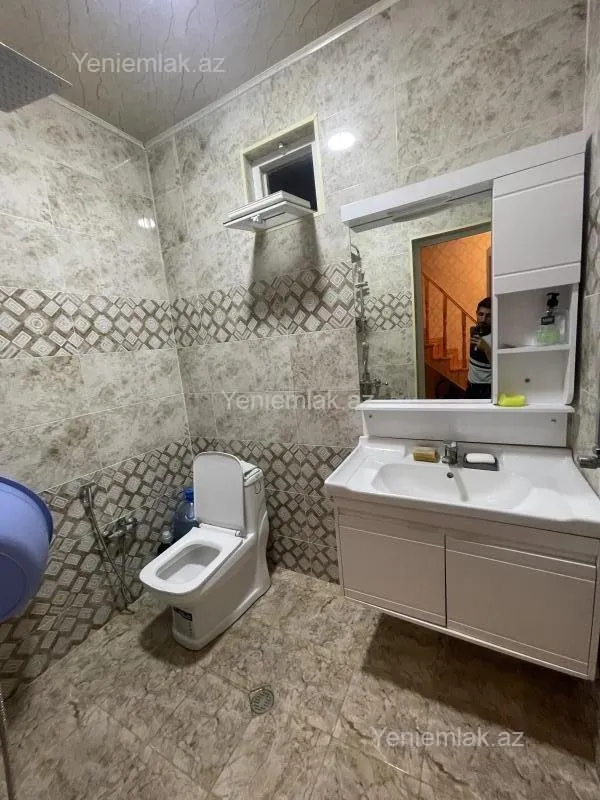 Satılır 4 otaqlı həyət evi 170 m²