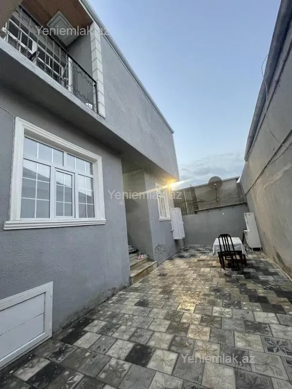 Satılır 4 otaqlı həyət evi 170 m²