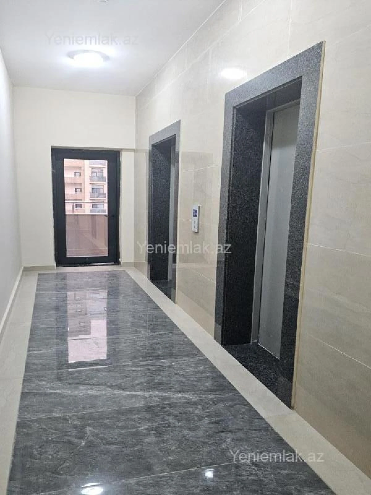 Satılır 2 otaqlı yeni tikili 95 m²