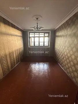 Satılır 2 otaqlı köhnə tikili 55 m²