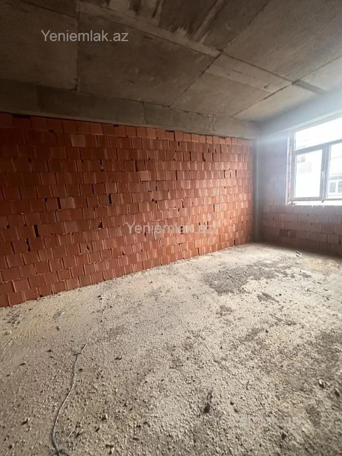 Satılır 2 otaqlı yeni tikili 78 m²