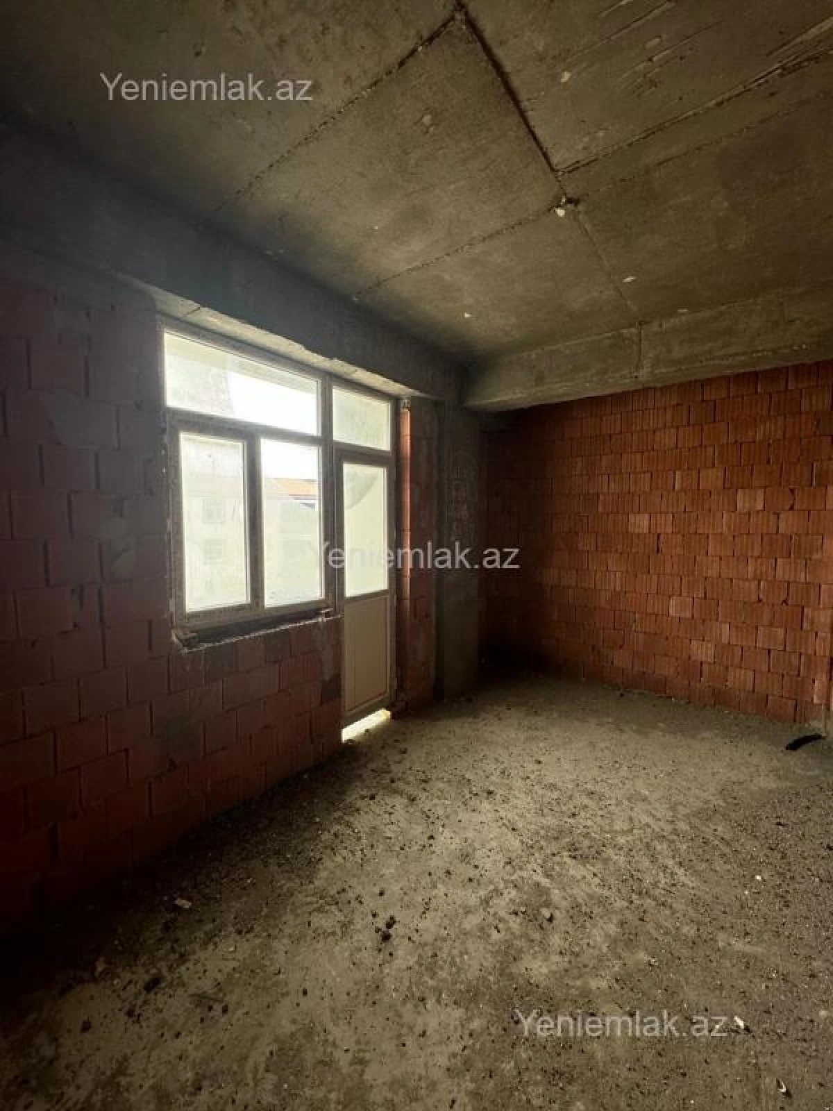Satılır 2 otaqlı yeni tikili 78 m²