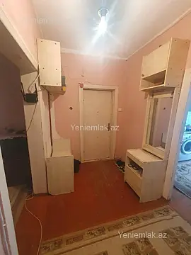 Satılır 4 otaqlı köhnə tikili 93 m²