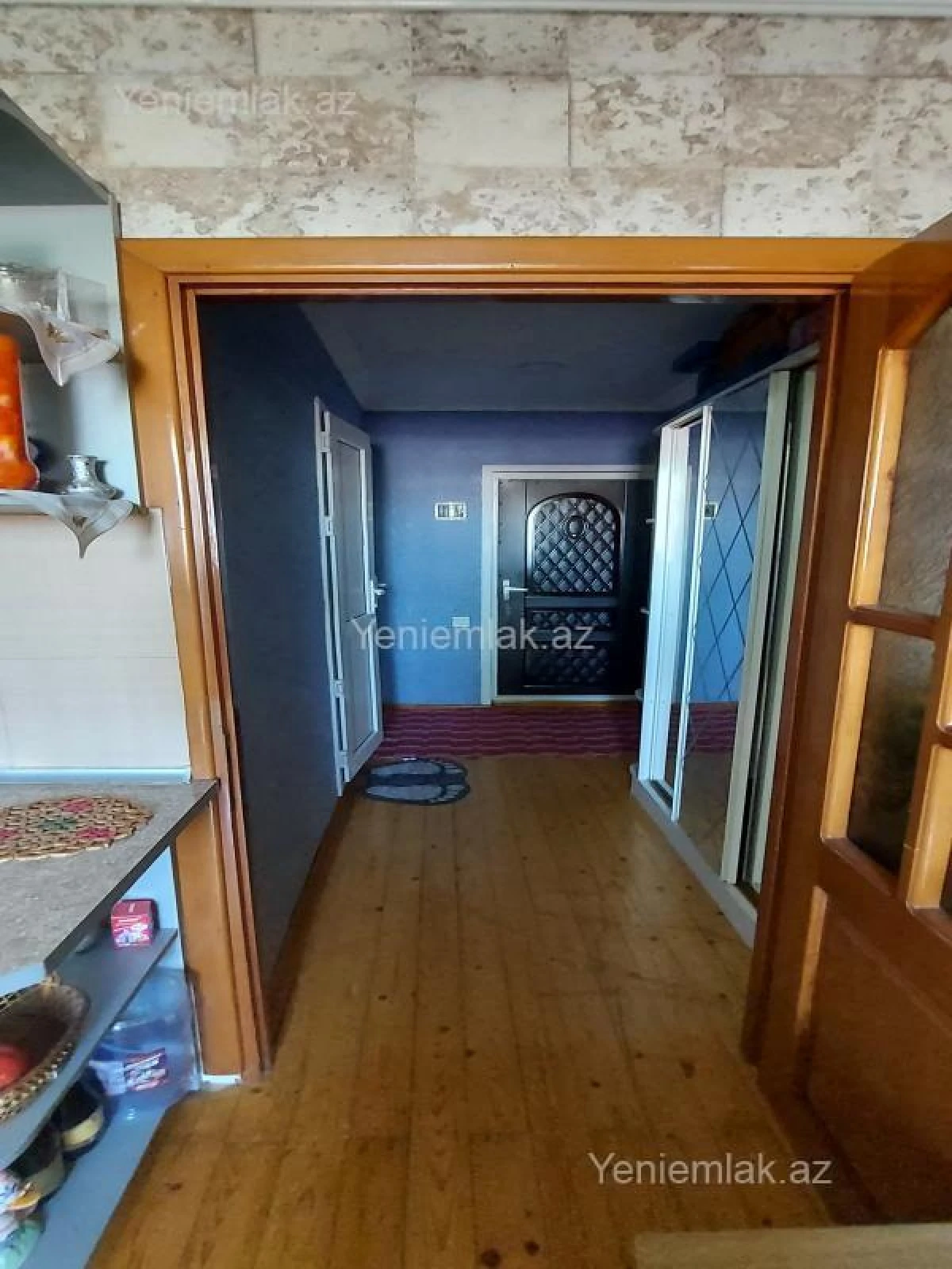 Satılır 2 otaqlı köhnə tikili 50 m²