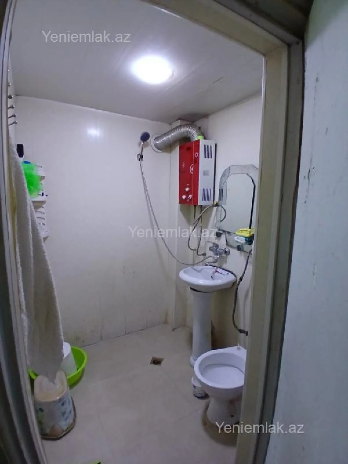 Satılır 2 otaqlı köhnə tikili 45 m²