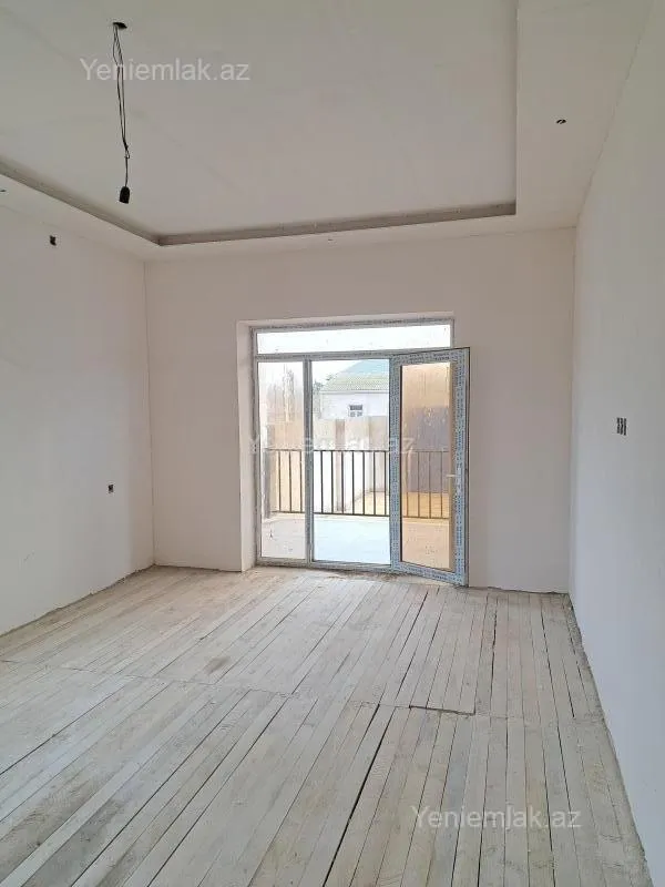 Satılır 4 otaqlı həyət evi 124 m²