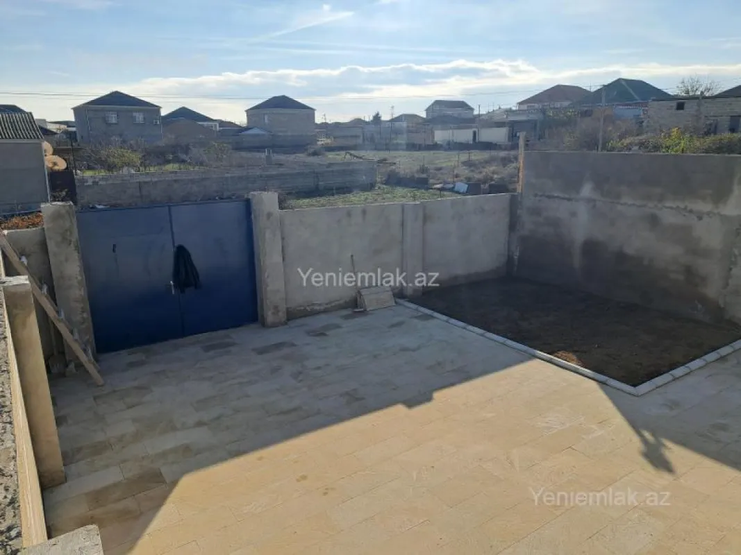 Satılır 4 otaqlı həyət evi 124 m²