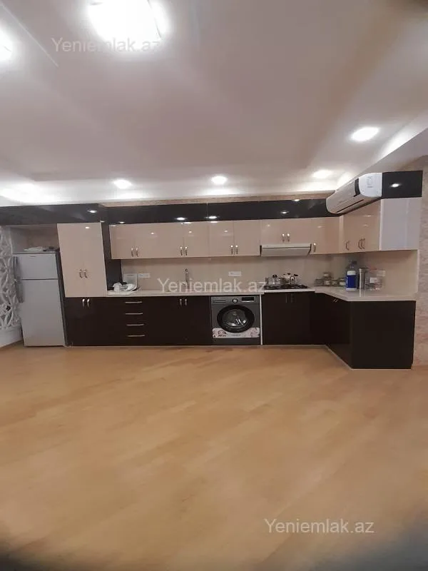 Satılır 2 otaqlı yeni tikili 72 m²