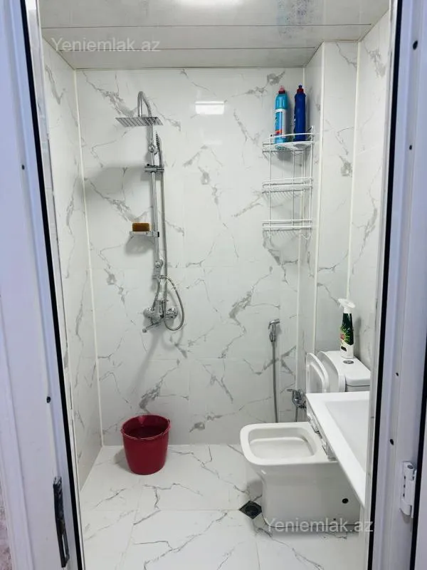 Satılır 3 otaqlı köhnə tikili 45 m²