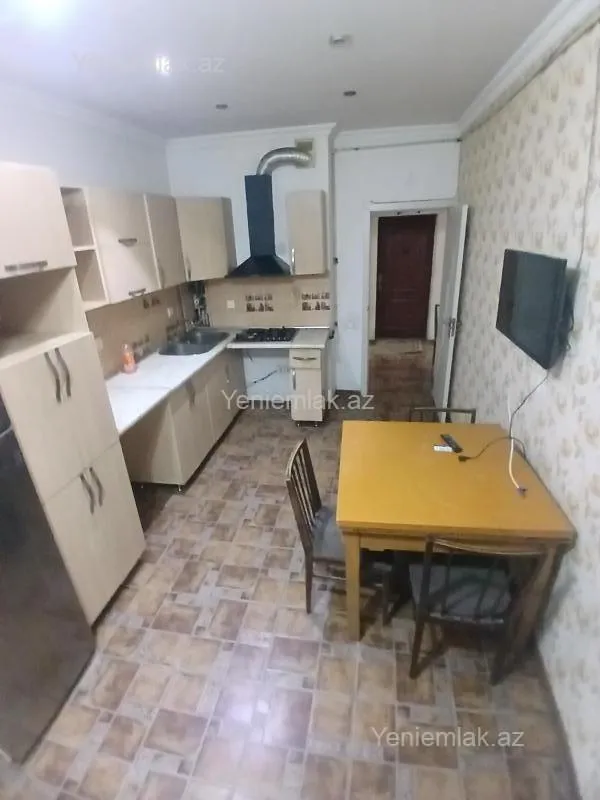 Satılır 2 otaqlı yeni tikili 70 m²