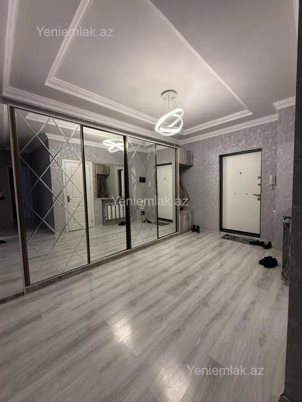 Satılır 3 otaqlı yeni tikili 102 m²