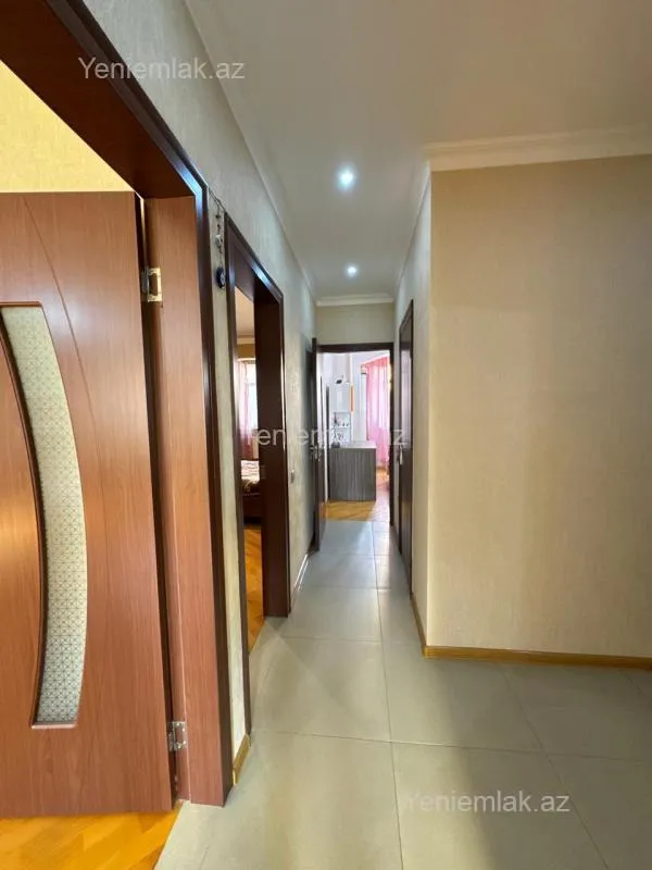 Satılır 3 otaqlı köhnə tikili 80 m²