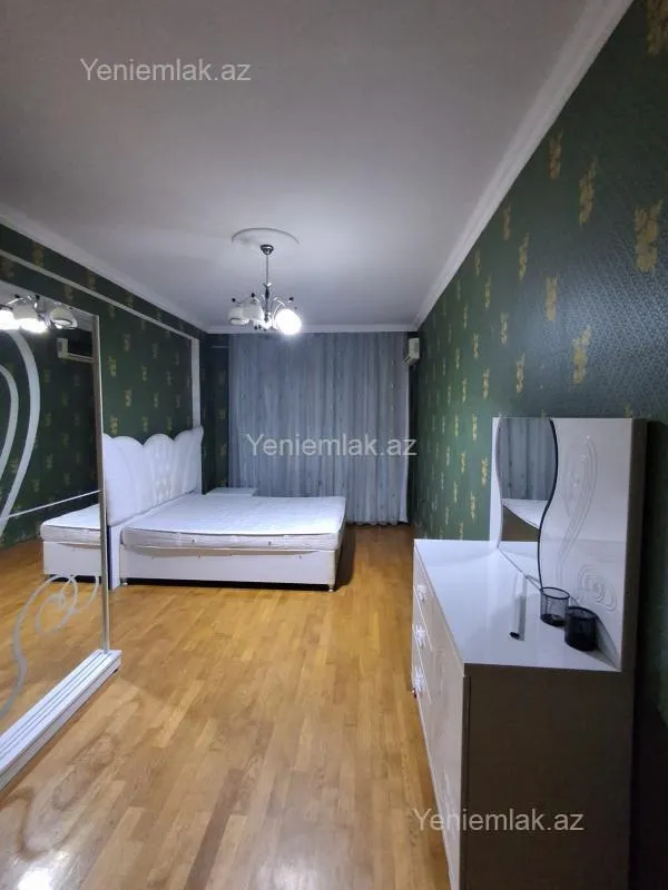 Satılır 3 otaqlı yeni tikili 140 m²