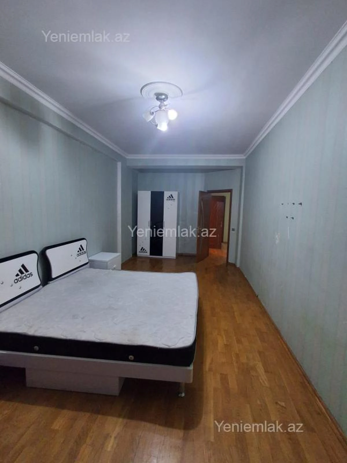 Satılır 3 otaqlı yeni tikili 140 m²