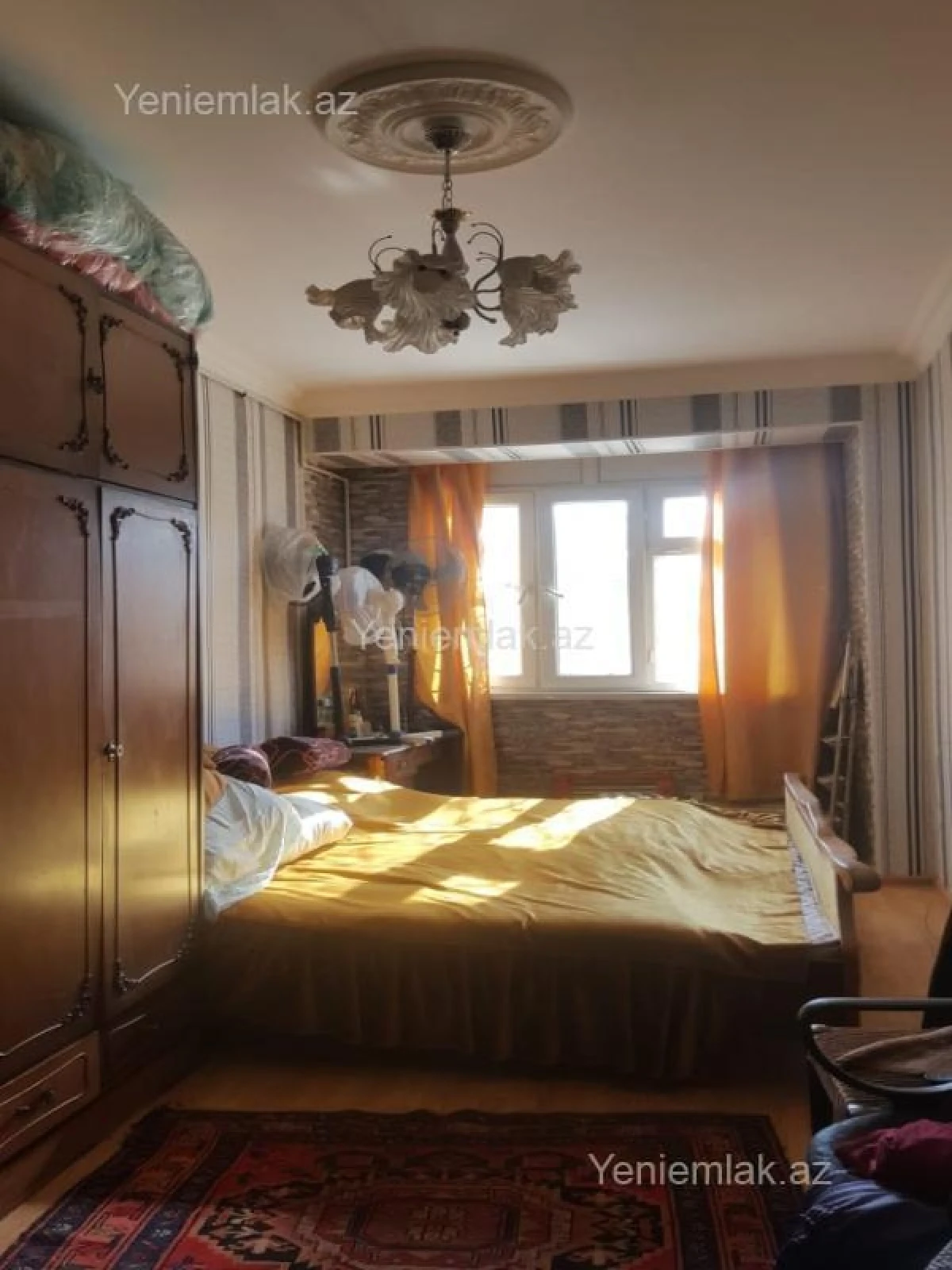 Satılır 4 otaqlı köhnə tikili 90 m²