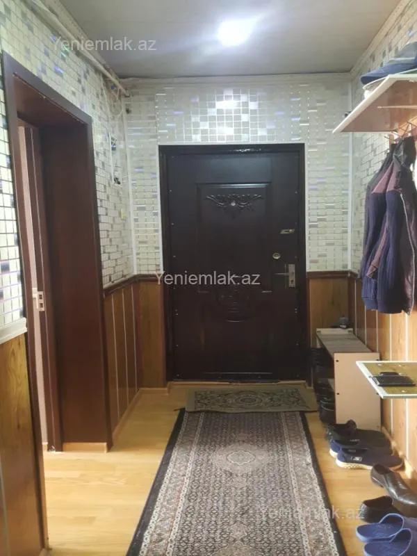 Satılır 4 otaqlı köhnə tikili 90 m²