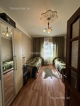 Satılır 5 otaqlı köhnə tikili 120 m²