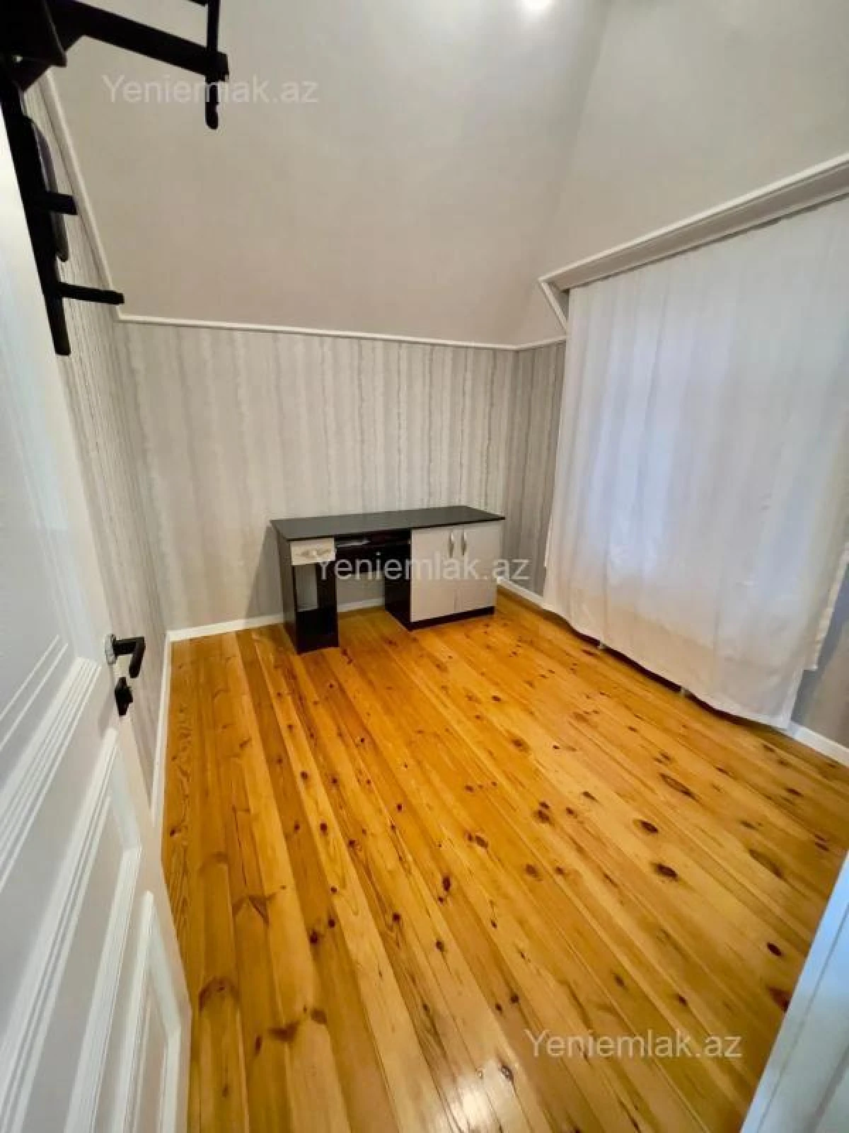 Satılır 6 otaqlı həyət evi 116 m²