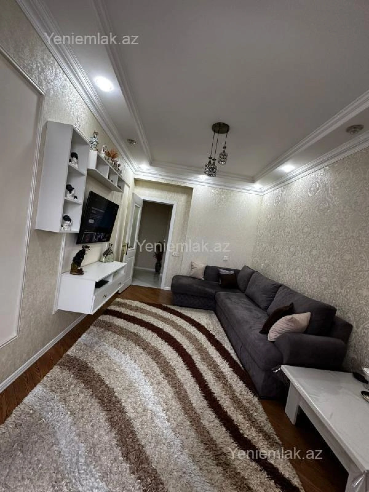 Kirayə verilir 2 otaqlı yeni tikili 61 m²