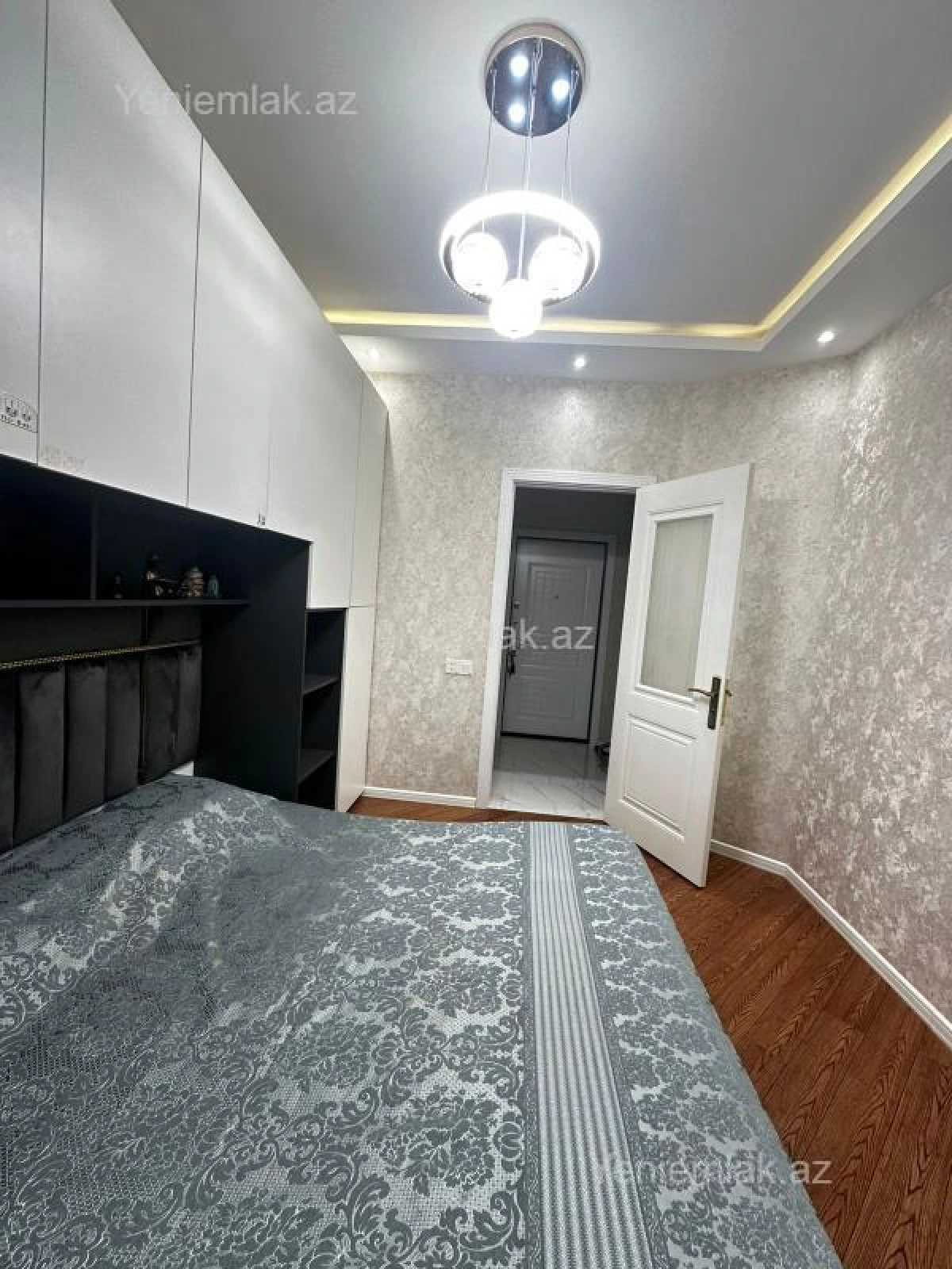 Kirayə verilir 2 otaqlı yeni tikili 61 m²