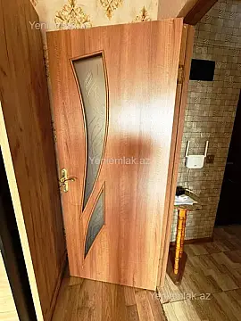 Satılır 1 otaqlı köhnə tikili 35 m²