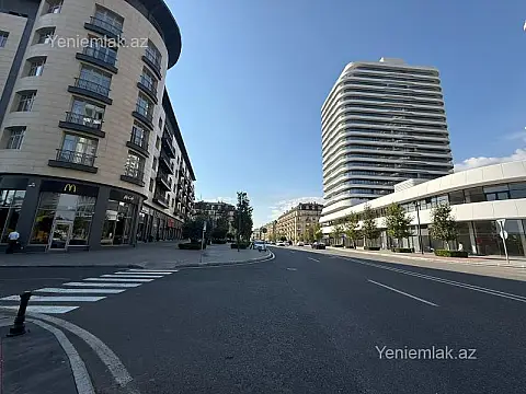Satılır 4 otaqlı yeni tikili 157 m²