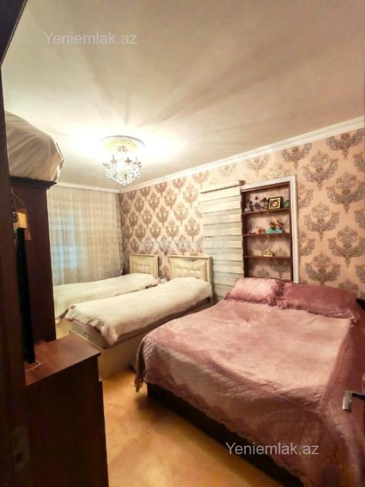 Satılır 3 otaqlı köhnə tikili 90 m²