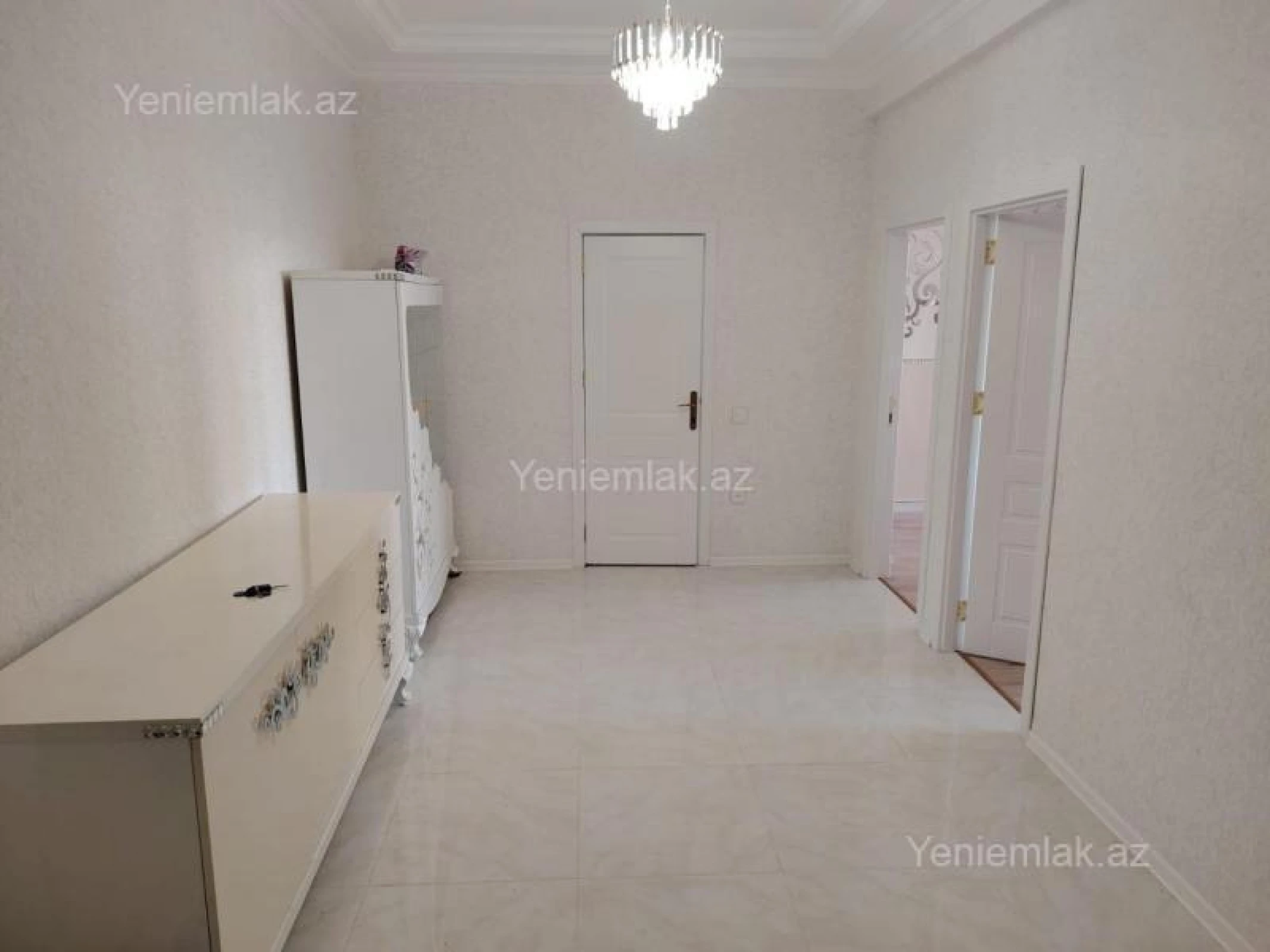 Satılır 2 otaqlı yeni tikili 81 m²