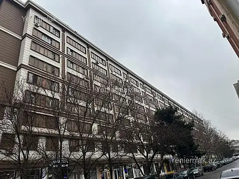 Satılır 4 otaqlı köhnə tikili 90 m² — Bakı, Binəqədi 4 otaq 90.00 m²