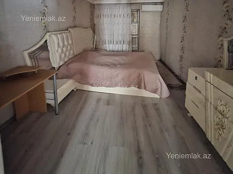 Satılır 4 otaqlı həyət evi 100 m²