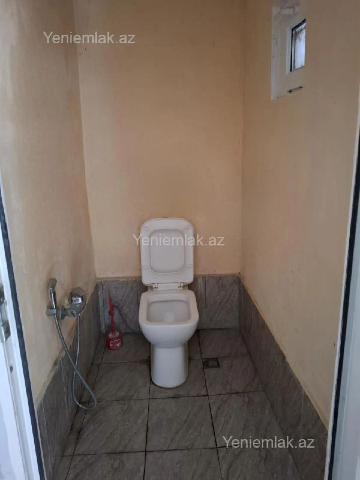 Satılır 4 otaqlı həyət evi 100 m²