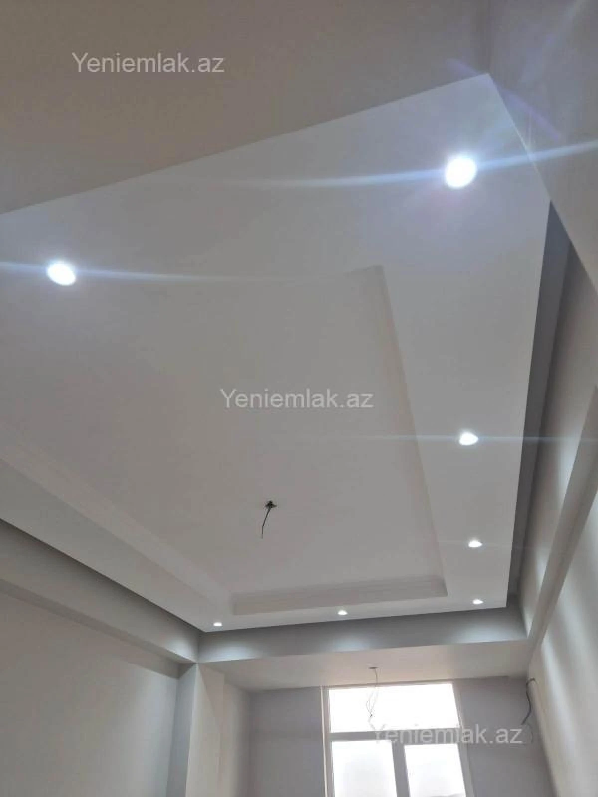 Satılır 2 otaqlı yeni tikili 55 m²