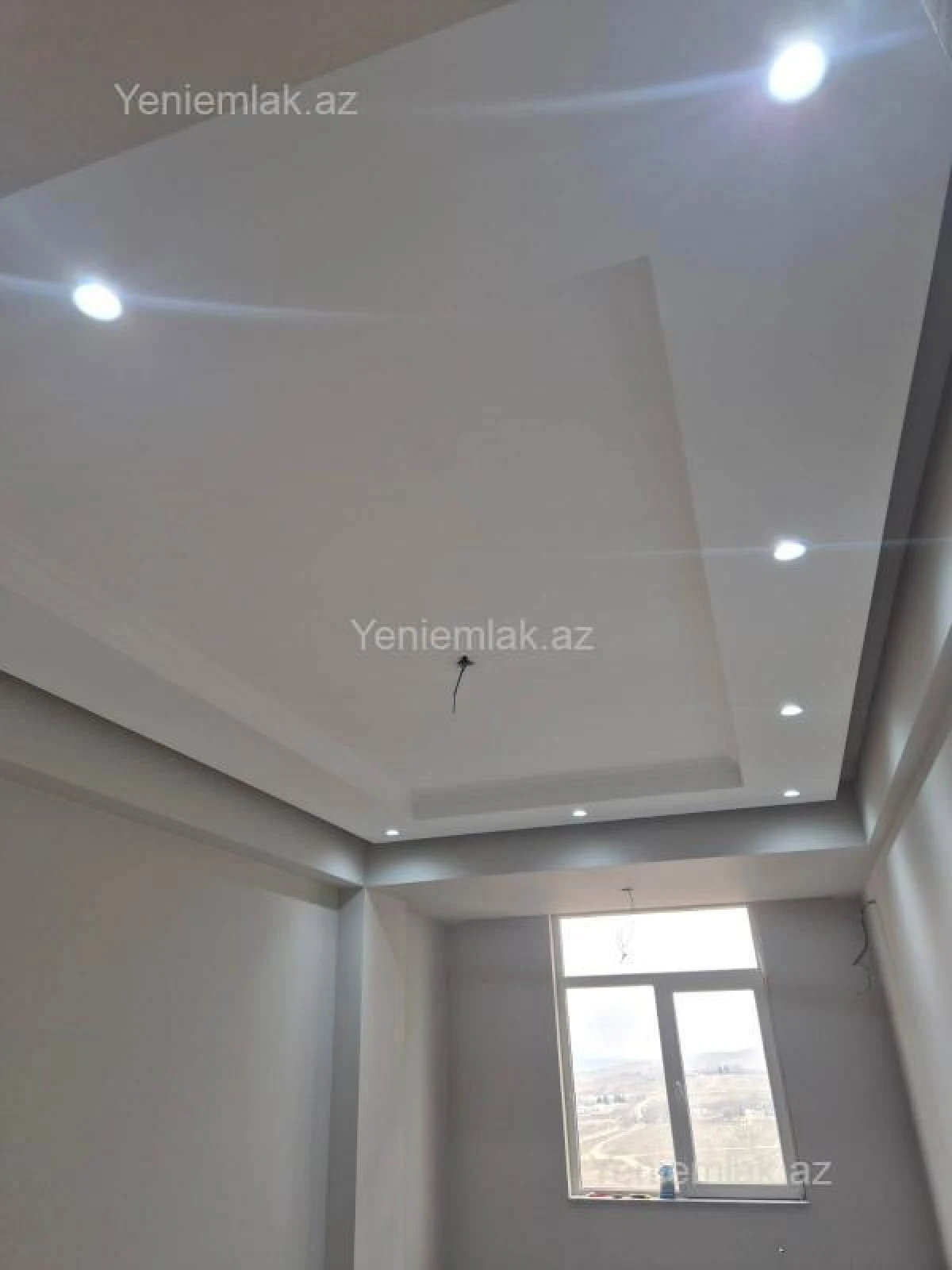 Satılır 2 otaqlı yeni tikili 55 m²