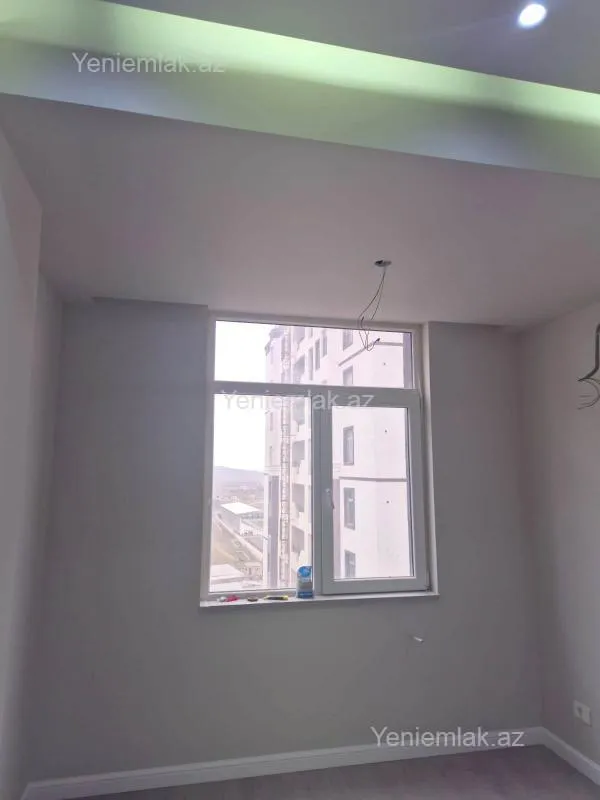 Satılır 2 otaqlı yeni tikili 55 m²