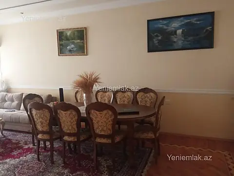 Satılır 6 otaqlı həyət evi 420 m²