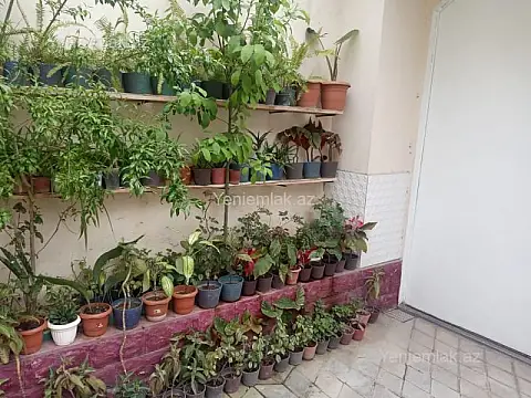 Satılır 6 otaqlı həyət evi 420 m²