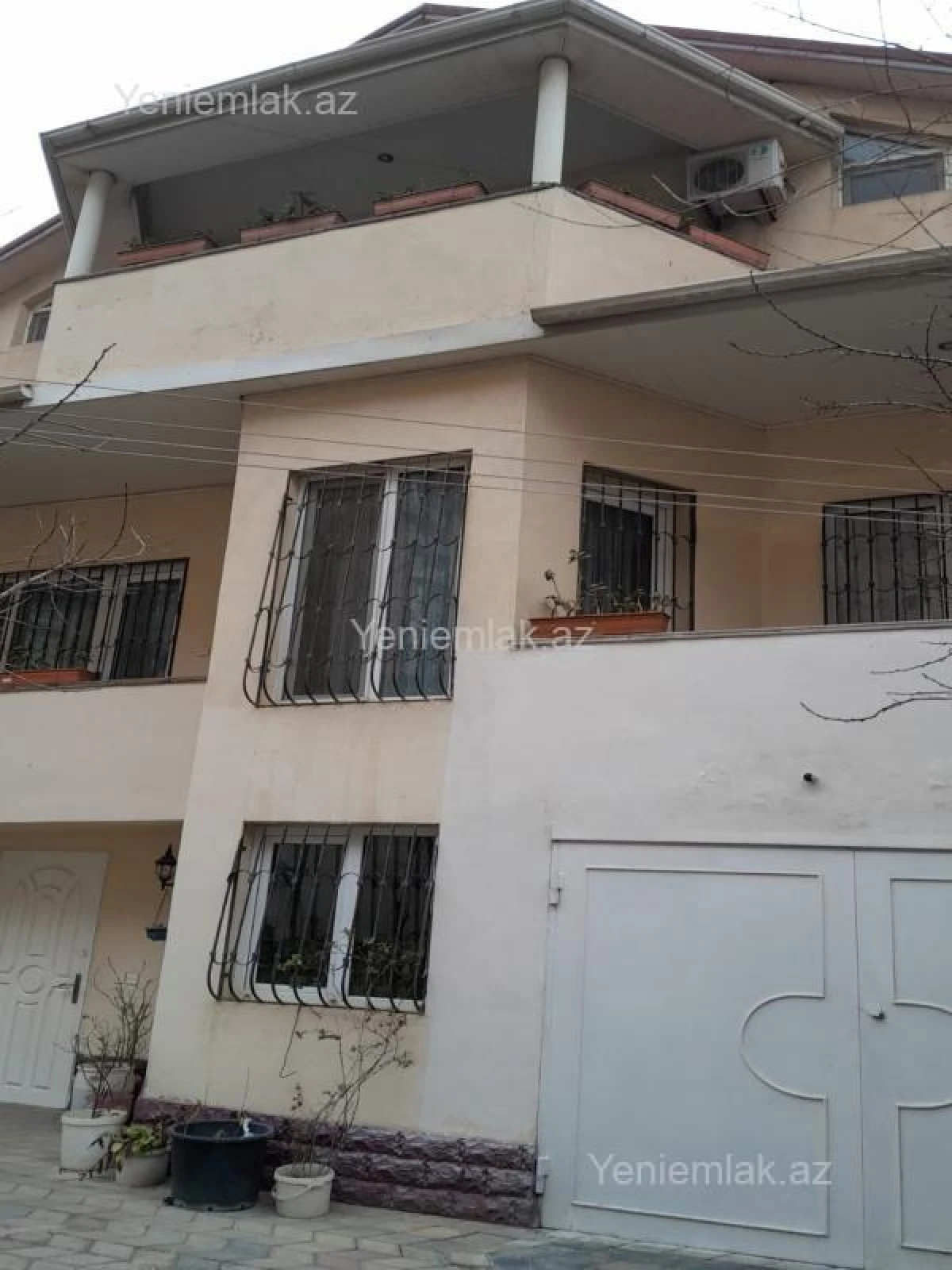 Satılır 6 otaqlı həyət evi 420 m²