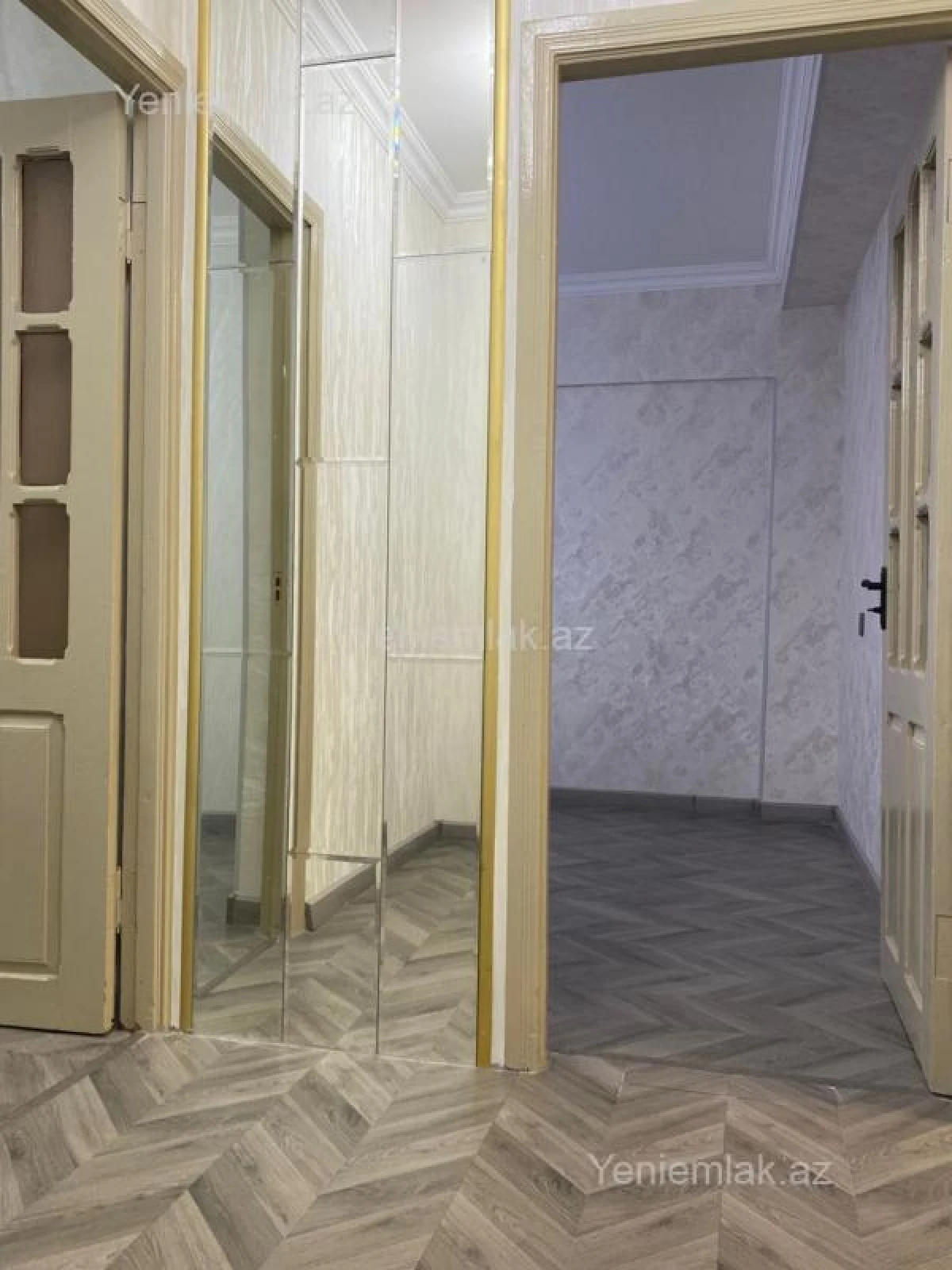 Satılır 3 otaqlı köhnə tikili 70 m²